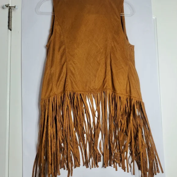 Fringe Faux Leather Tan Brown Vest Western Chic Festival Boho Revival cowgirl - Picture 2 of 4